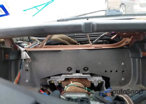 2003 Chevrolet Tahoe Lt из США, поврежденный, VIN 1GNEC13Z63R307869